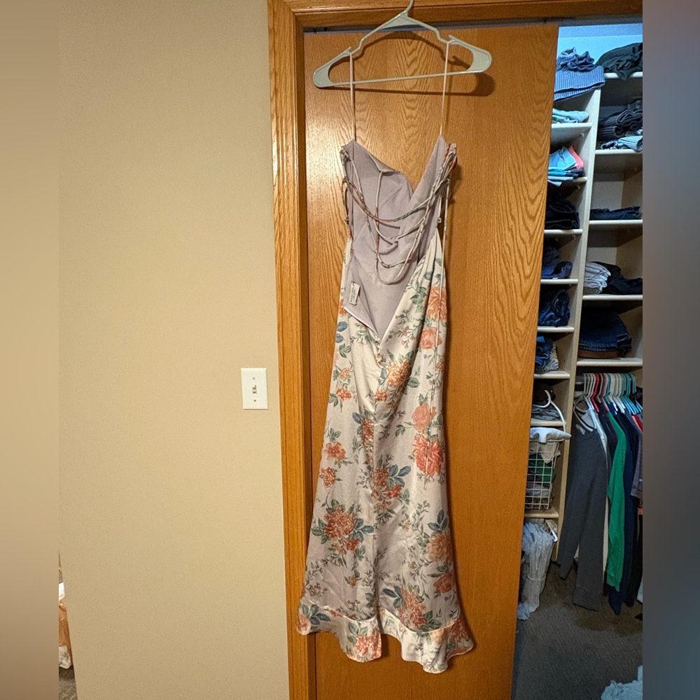 Dress Forum Floral Dress in Lavender and Peach - Picture 2 of 3